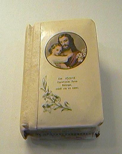 Reparatur
gebunden im BuchbindeAtelier . Kochinke